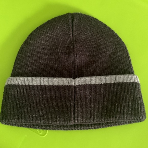 Free Country Winter Hat - Picture 2 of 2